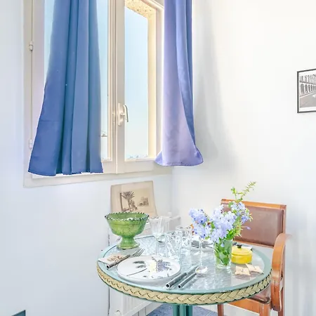 Διαμέρισμα Vue *